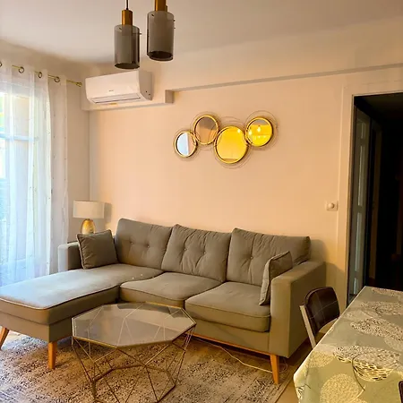 Azur One - Centre De *