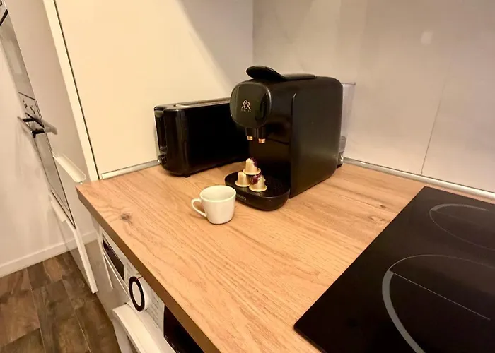 Azur One - Centre De * Niza